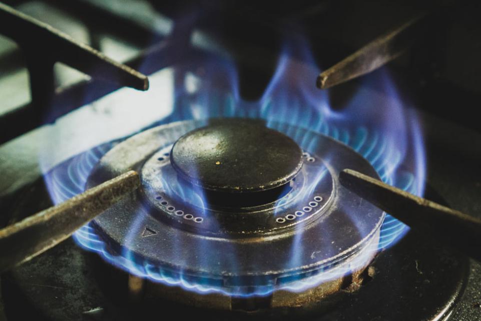 Lit burner on a gas cooker